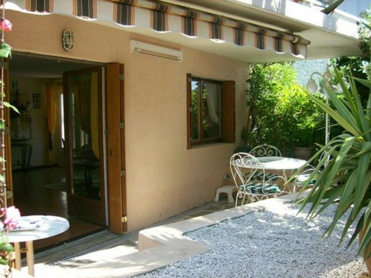 Appartement Cosy Avec Terrasse Et Parking, A 2 Pas De La Plage De Saint-Clair - Menage Inclus - Fr-1-251-12 Le Lavandou Buitenkant foto